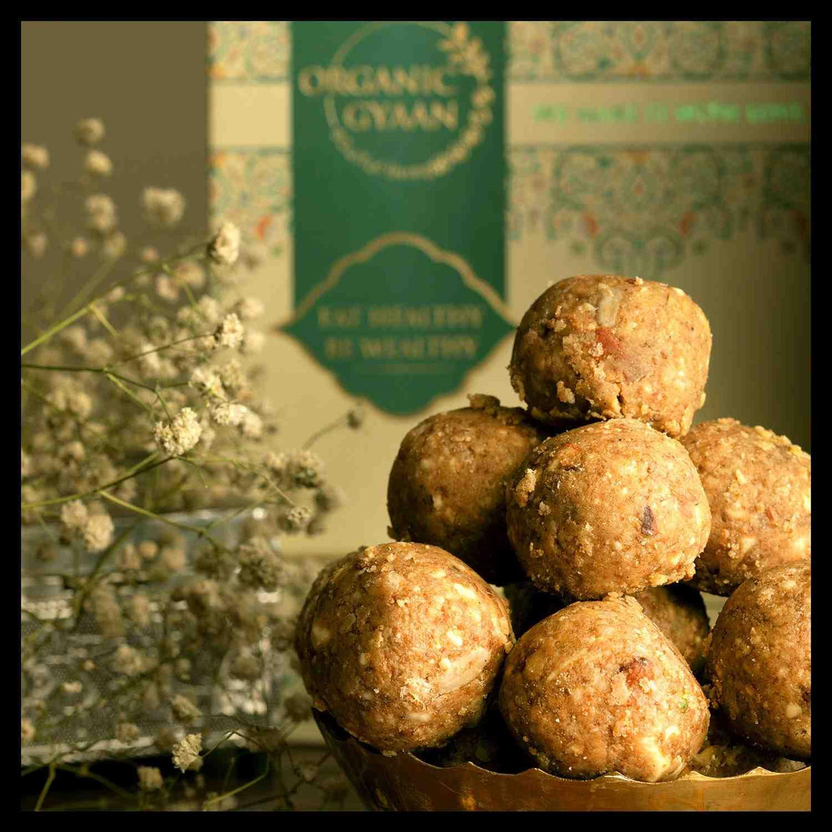 Gond laddu by organic gyaan